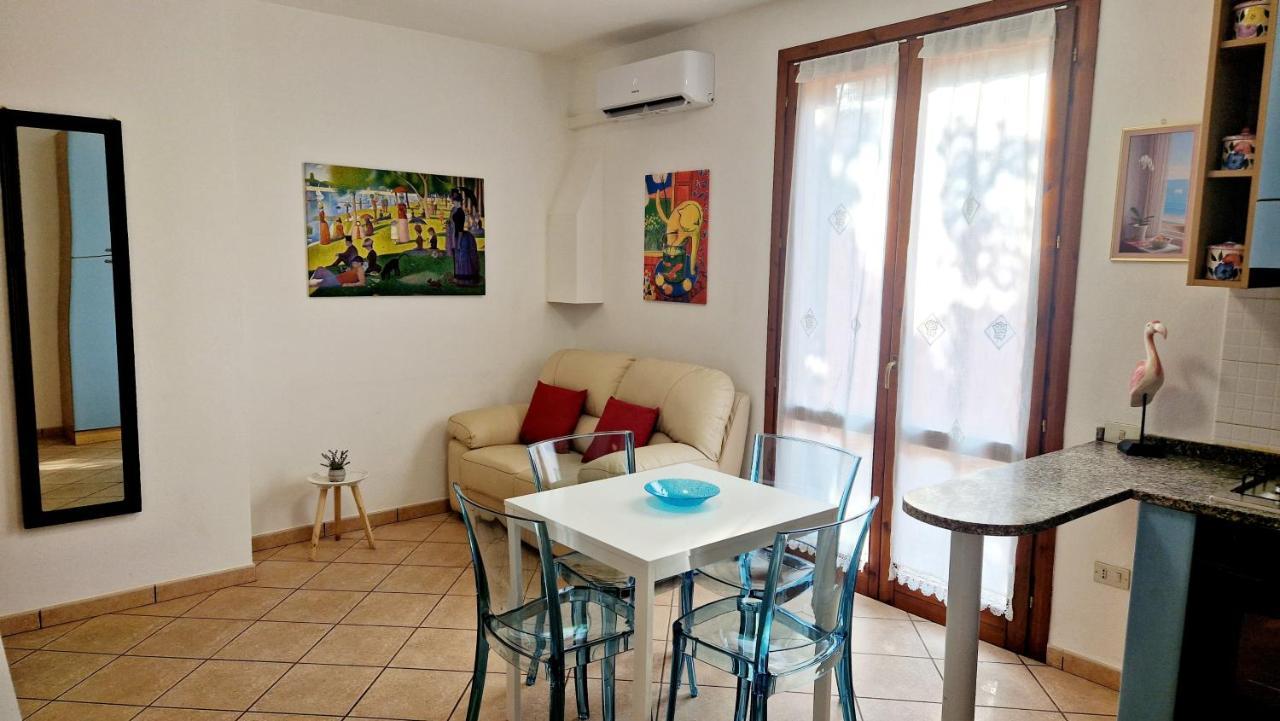 Dimora Rena Dorada - Apartment In Pula, Sardinia, Italy Exterior foto